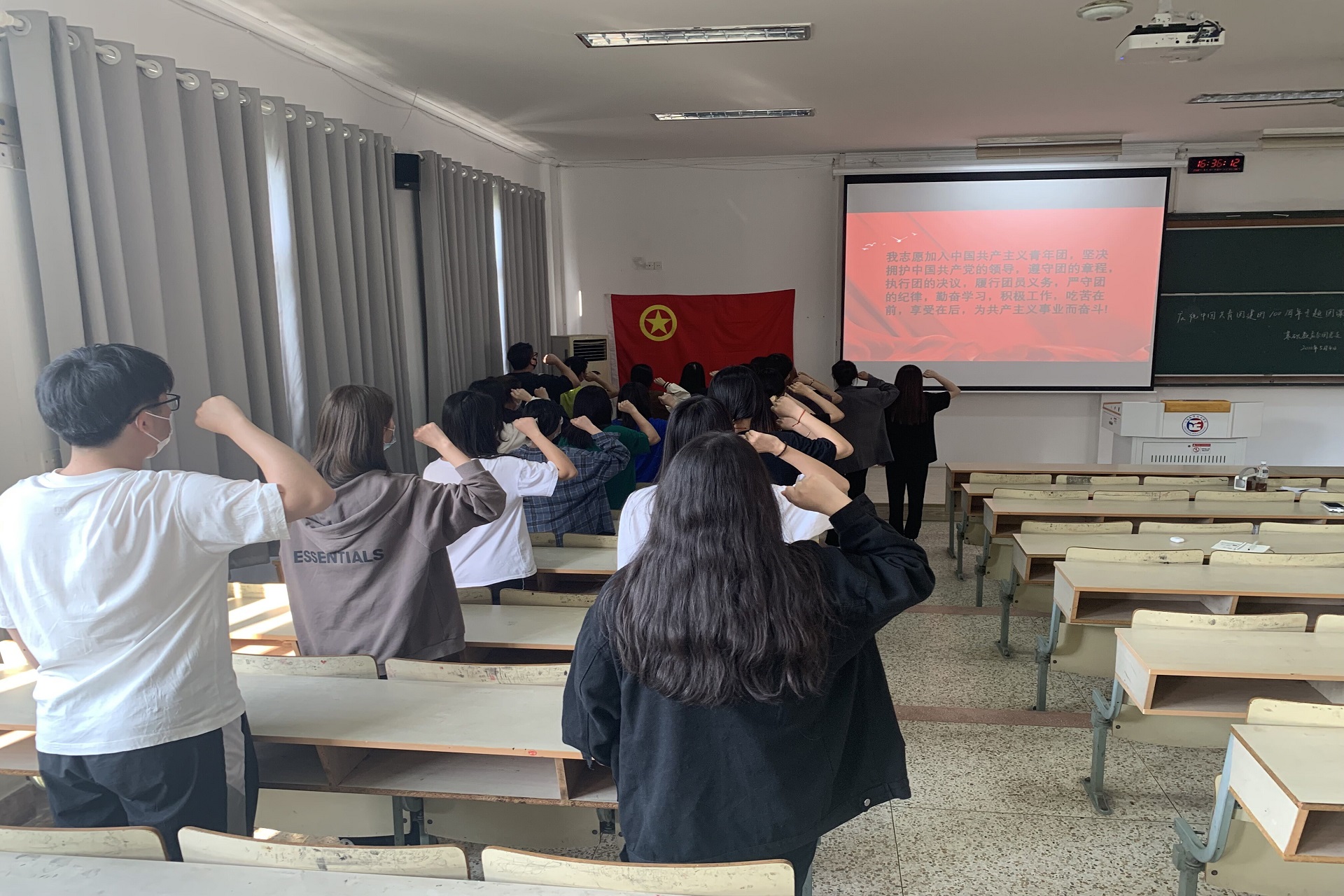 党员宣誓（一）