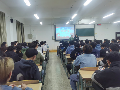 宣讲会现场_副本.jpg