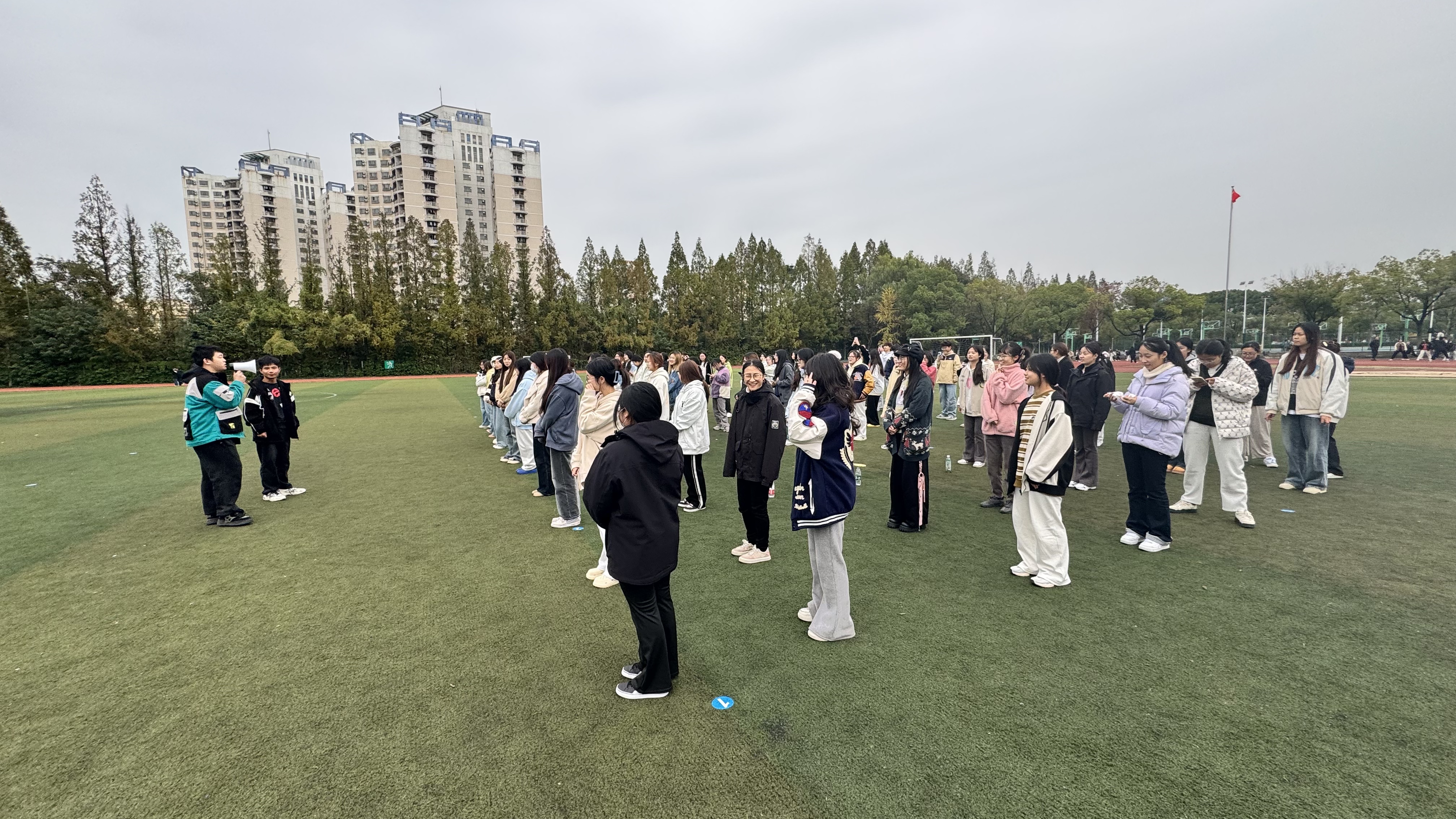 经济与管理系开展“青春习武，防身有术”第二课堂活动