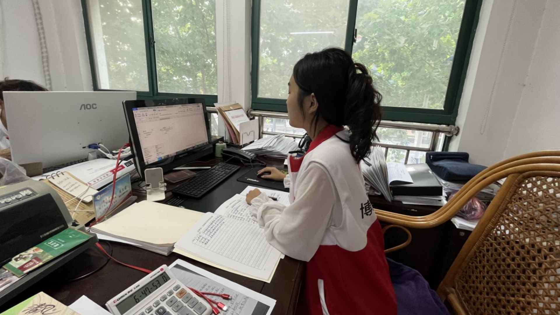 “经管之星”——江苏省优秀学生干部获得者吴李留洋： 漫漫求索，芳华灼灼