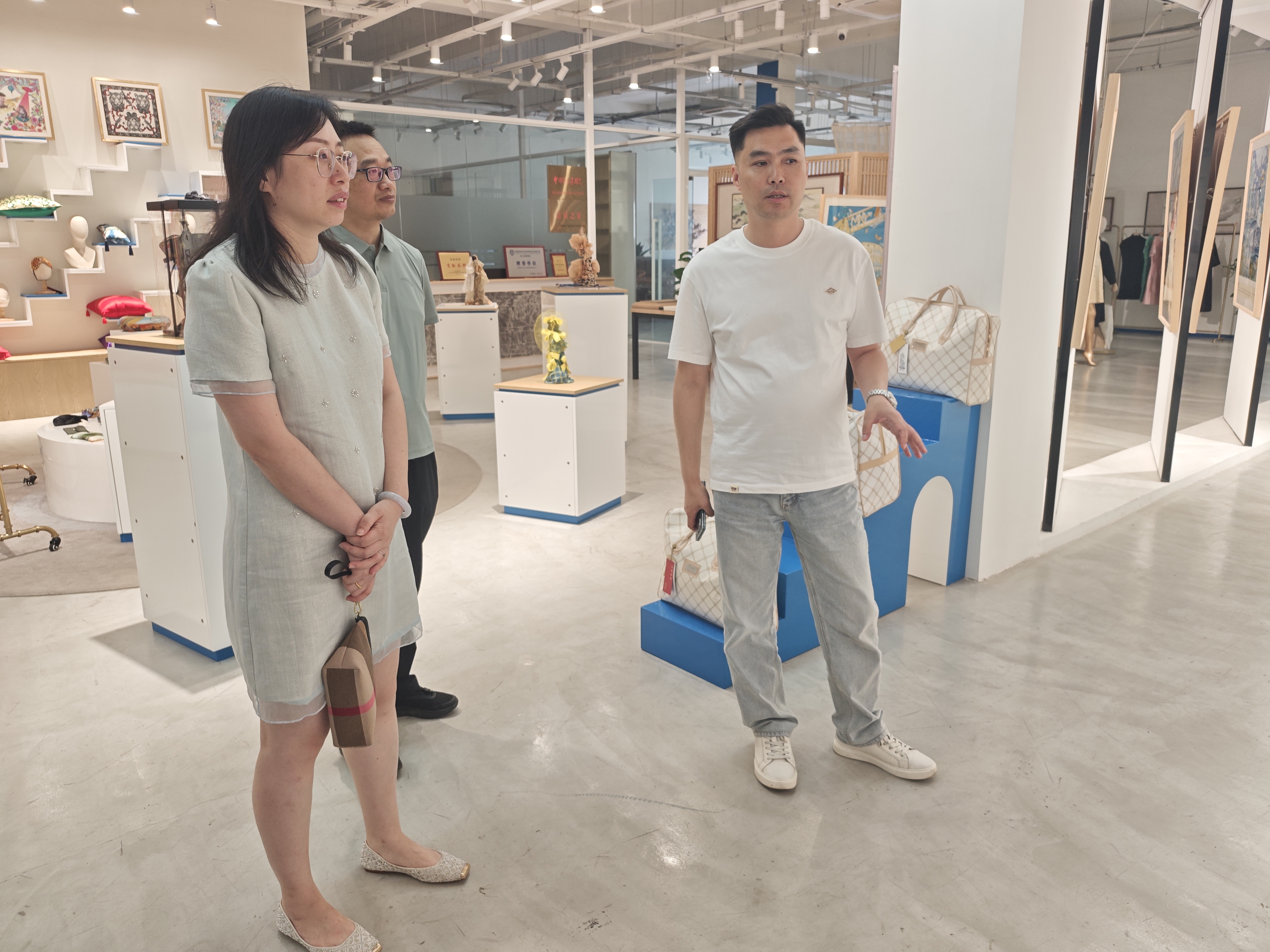 经济与管理系深化“访企拓岗”促就业专项行动 ——走进肯葳科技（南京）有限公司