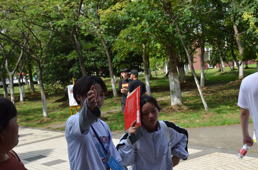 给新生指路.jpg